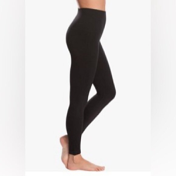 EUC Spanx Look at Me Now Seamless Leggings in Black - Size Large - Picture 2 of 8